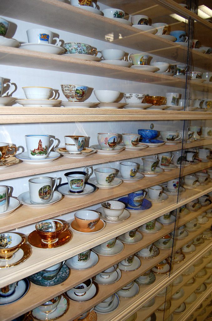 Tea sets